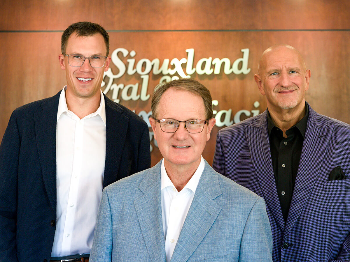 sos-doctors Siouxland Oral Surgery Doctors